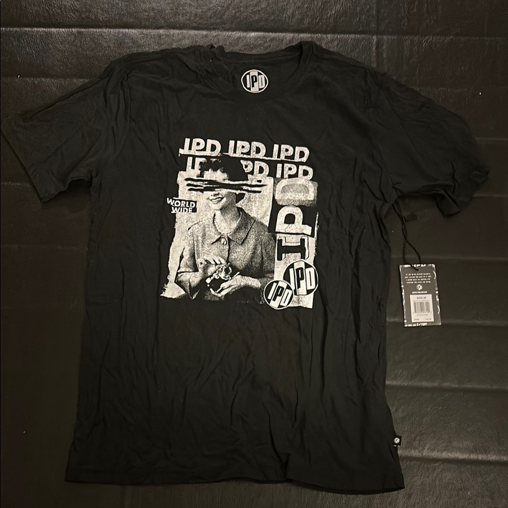 IPD Black Graphic T-Shirt